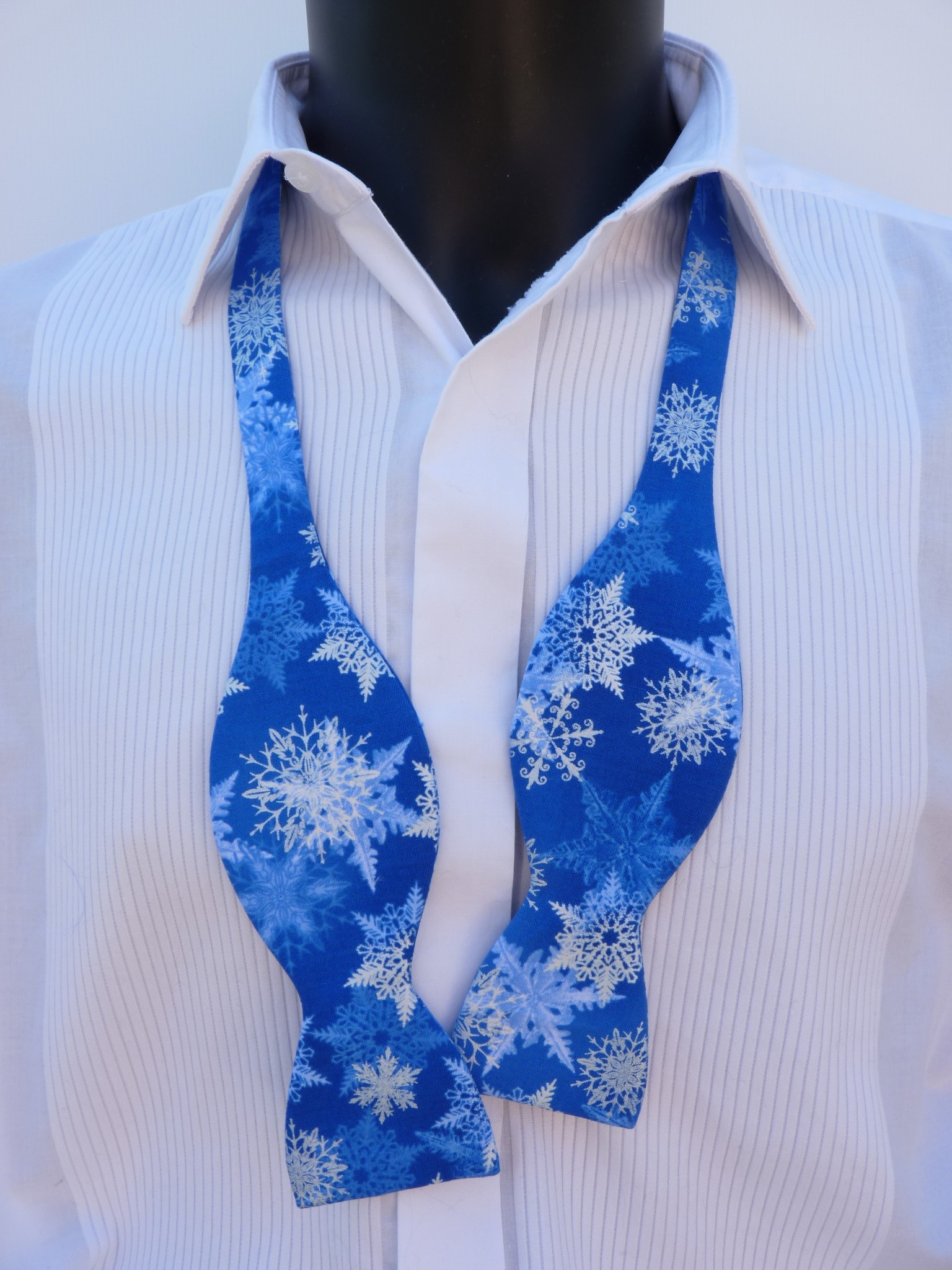 Snowflakes Self Tie Bow Tie Pocketwatch Waistcoats