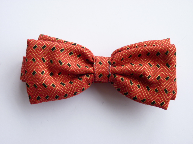 Red Maze Pre Tied Bow Tie - Pocketwatch Waistcoats