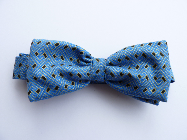 Blue Maze Pre Tied Bow Tie - Pocketwatch Waistcoats